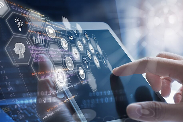 تطوير الأنظمة والتطبيقات